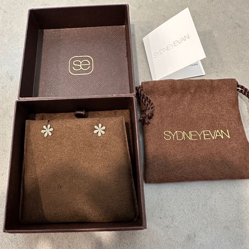 Sydney Evan Daisy Stud Earrings